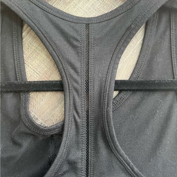 ZYIA Black Effortless Tank- Size M - Picture 8 of 9